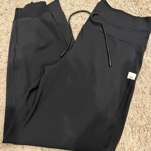 Vuori joggers